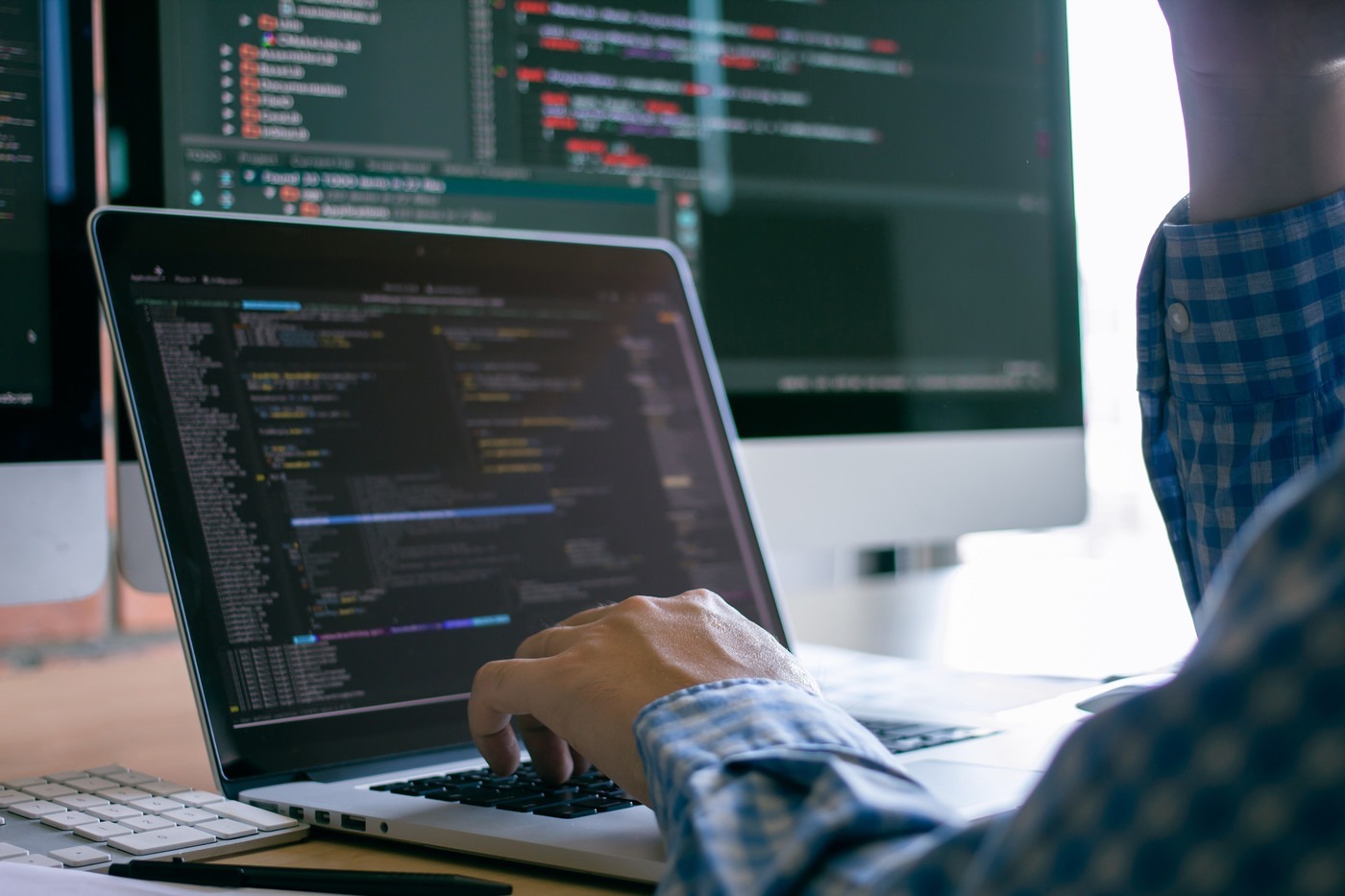 stagiaires-formation-metier-developpeur-Web-suivront-cours-jusquen-maide-partir-moins-semaines-stage-notamment-entreprises-numeriques-partenaires-projet_0_1400_933